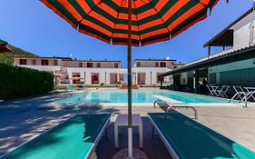 Elba Island Resort Pool & Tennis